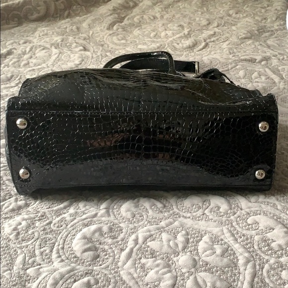 Michael Kors Hamilton Patent Leather (crocodile) - Picture 3 of 6